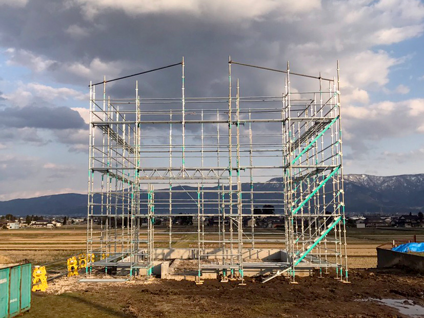 くさび式足場　南砺市　新築仮設工事